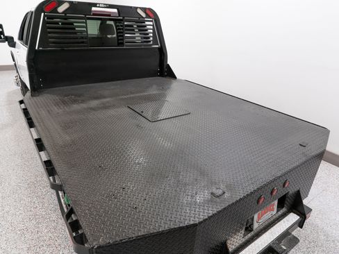 Used 2022 Chevrolet Silverado 3500 LT w/ Convenience Package AWD/4WD image 10