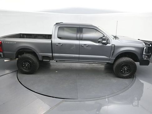 Used 2026 Ford F250 Lariat w/ Tremor Off-Road Package AWD/4WD image 37