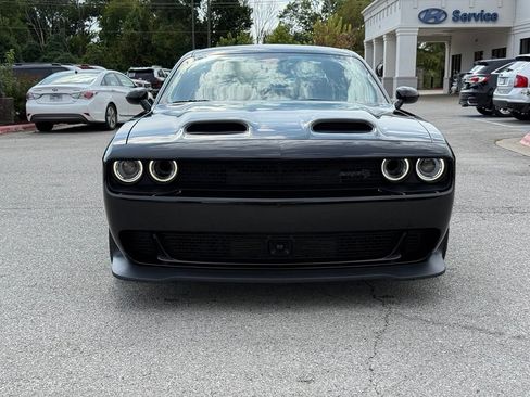 Used 2023 Dodge Challenger SRT Hellcat RWD image 2