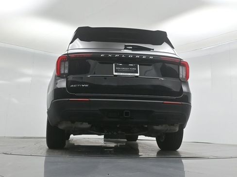 Certified 2025 Ford Explorer Active image 49
