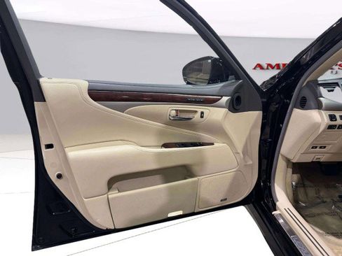 Used 2014 Lexus LS 460 image 13