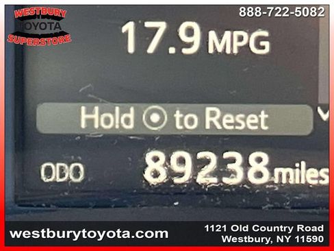 Used 2018 Toyota Corolla SE w/ Carpet Mat Package (TMS) FWD image 26