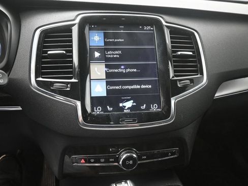 Used 2018 Volvo XC90 T6 Momentum w/ Convenience Package AWD/4WD image 26