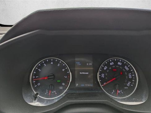 Used 2021 Toyota RAV4 XLE FWD image 16