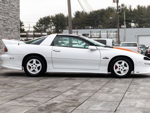 Used 1997 Chevrolet Camaro Z28 w/ Preferred Equipment Group 2 image 13