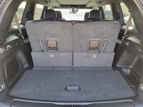 New 2025 Jeep Grand Cherokee L Limited w/ Black Appearance Package image 12