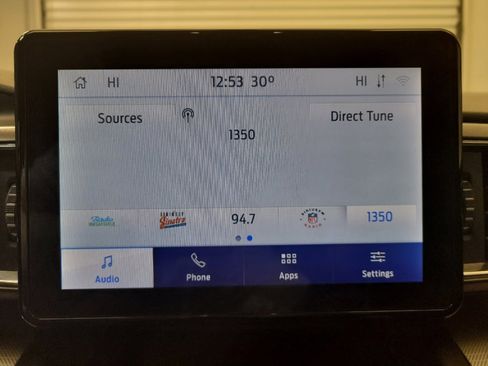 Used 2020 Ford Explorer XLT w/ Equipment Group 202A image 25