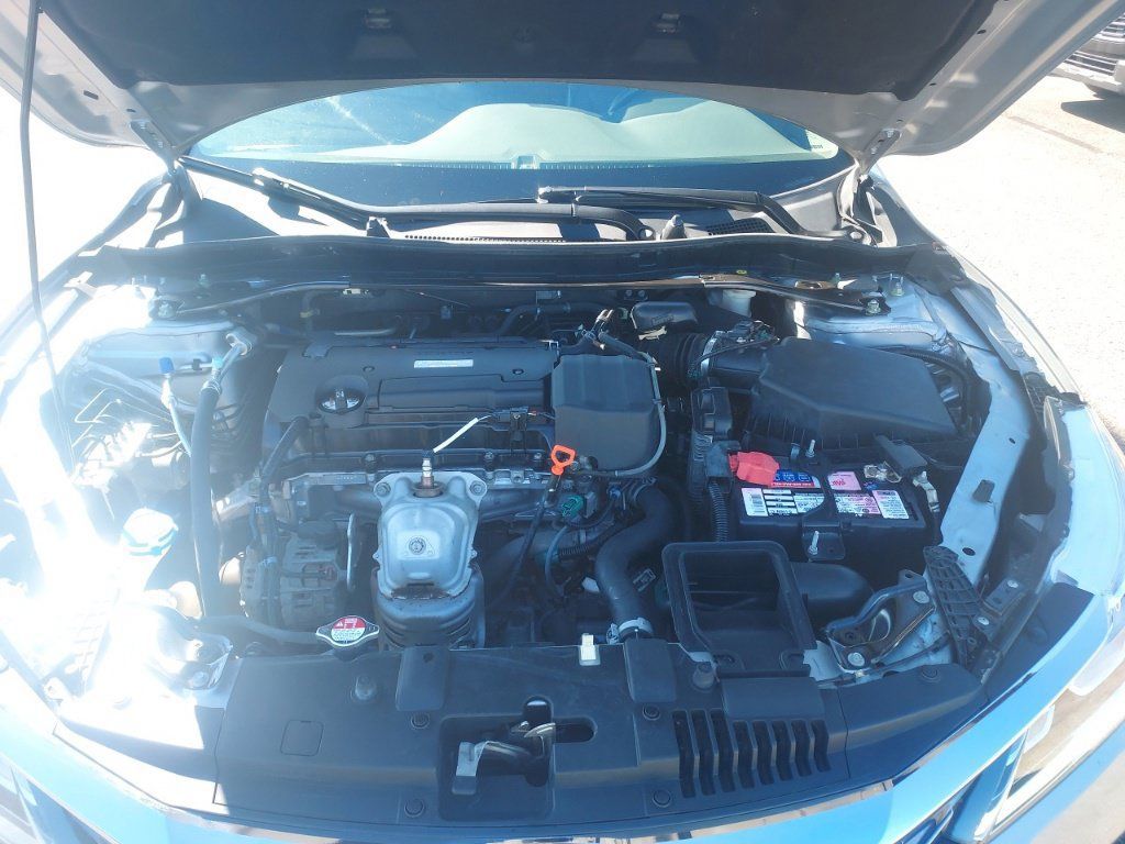 Used 2017 Honda Accord EX-L image 37