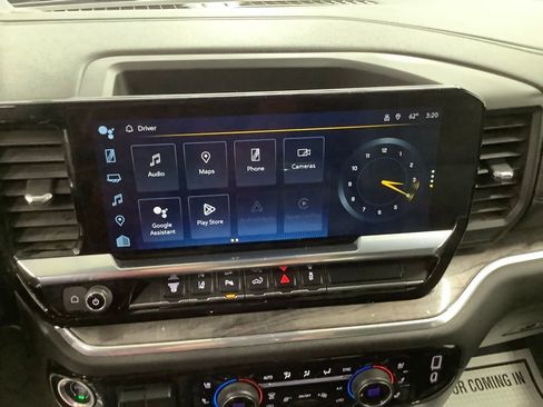 Used 2024 Chevrolet Silverado 3500 LTZ w/ LTZ Plus Package image 16