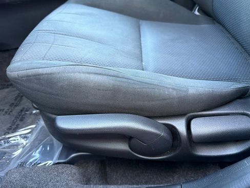 Used 2010 MAZDA MAZDA3 i Touring image 14