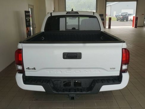 Used 2023 Toyota Tacoma SR AWD/4WD image 13