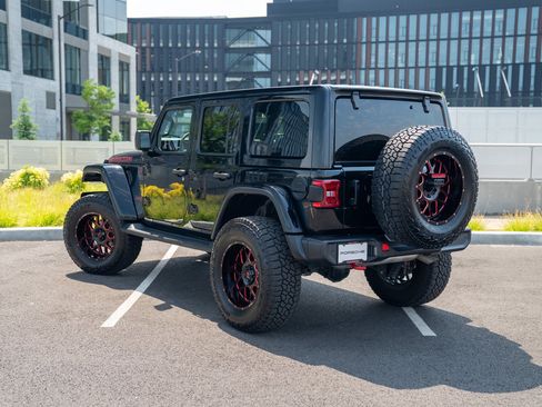 Used 2021 Jeep Wrangler Unlimited Rubicon AWD/4WD image 3