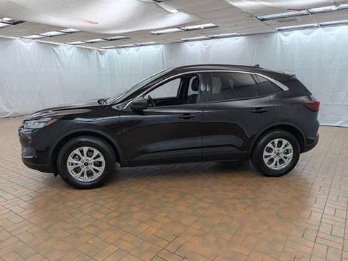 Certified 2024 Ford Escape Active w/ Tech Pack #1 AWD/4WD image 3