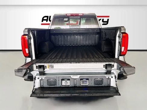 Used 2025 GMC Sierra 1500 Denali AWD/4WD image 29