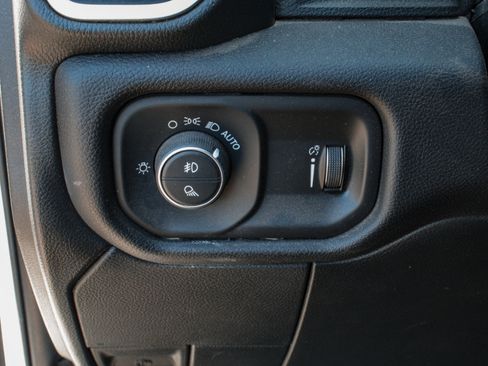 Used 2024 RAM 3500 Big Horn AWD/4WD image 14