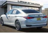 Used 2021 Lexus ES 300h w/ Premium Package image 2