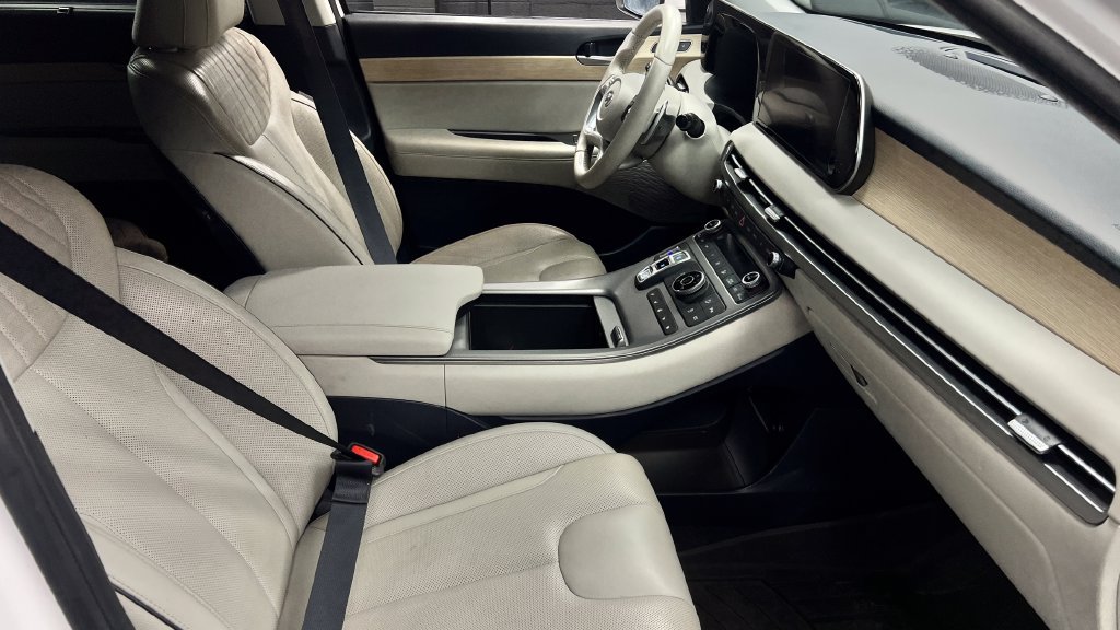 Used 2023 Hyundai Palisade Limited AWD/4WD image 7