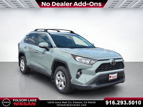 Used 2020 Toyota RAV4 XLE w/ XLE Grade Weather Package AWD/4WD image 1