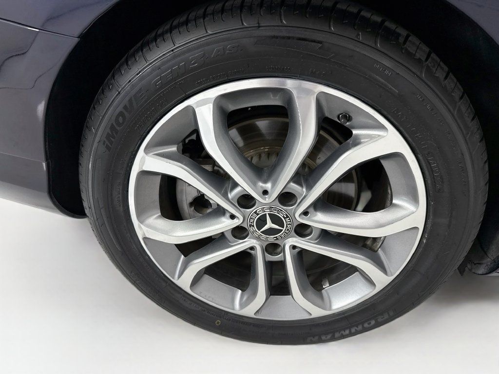 Used 2018 Mercedes-Benz C 300 Sedan image 31
