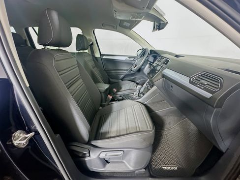 Used 2024 Volkswagen Tiguan S image 32