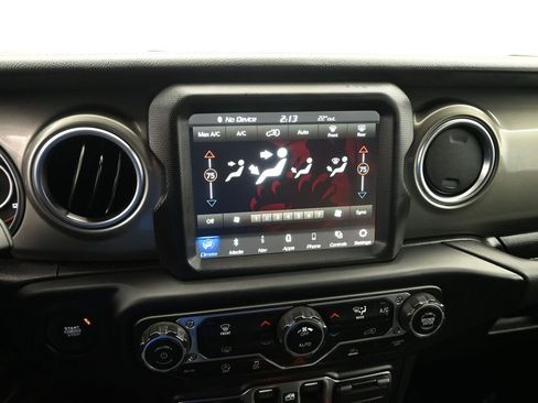 Used 2023 Jeep Wrangler Sahara image 15