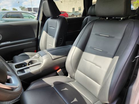 Used 2026 Hyundai Palisade Calligraphy AWD/4WD image 8