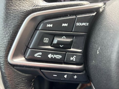 Used 2024 Subaru Outback Premium image 12