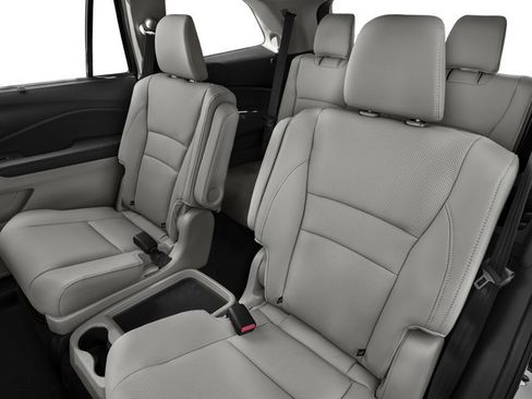 Used 2017 Honda Pilot Elite image 14