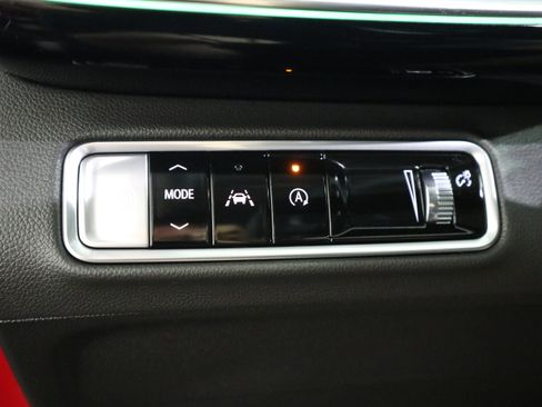 Used 2025 Buick Envision Preferred image 28