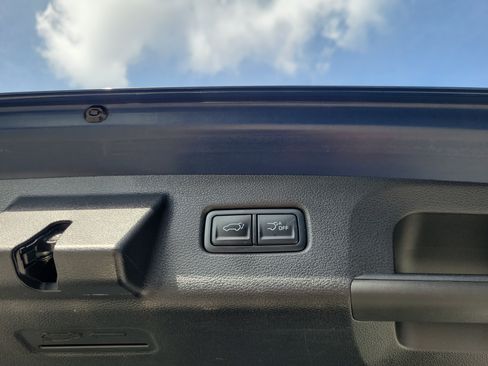 Used 2023 Kia Telluride SX FWD image 19