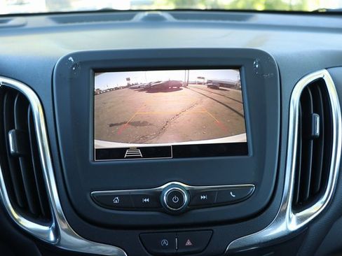 Used 2024 Chevrolet Equinox LT image 25