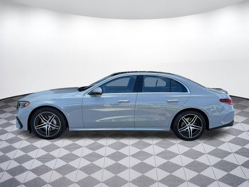 New 2026 Mercedes-Benz E 350 4MATIC Sedan image 2