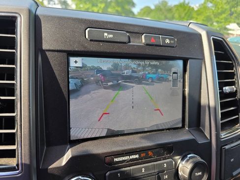 Used 2018 Ford F150 XLT w/ Equipment Group 302A Luxury AWD/4WD image 12