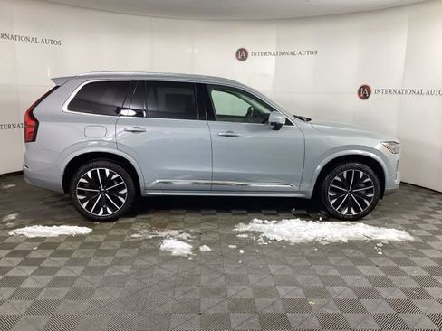 New 2026 Volvo XC90 T8 Plus w/ Protection Package Premier image 4