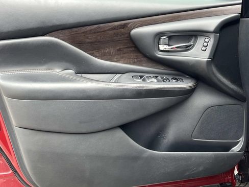 Used 2023 Nissan Murano Platinum w/ Cargo Package image 24