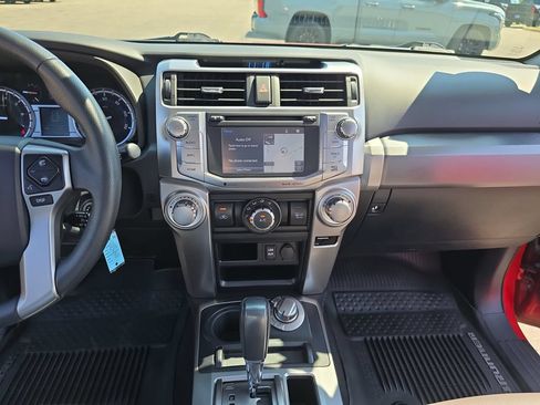 Certified 2019 Toyota 4Runner SR5 Premium AWD/4WD image 22