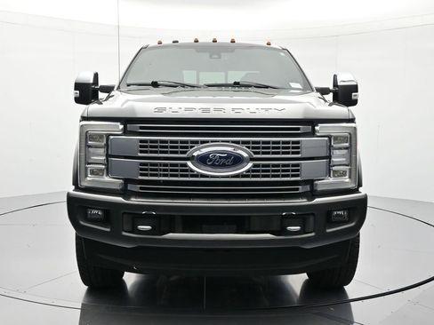 Used 2017 Ford F250 Platinum w/ FX4 Off-Road Package image 2