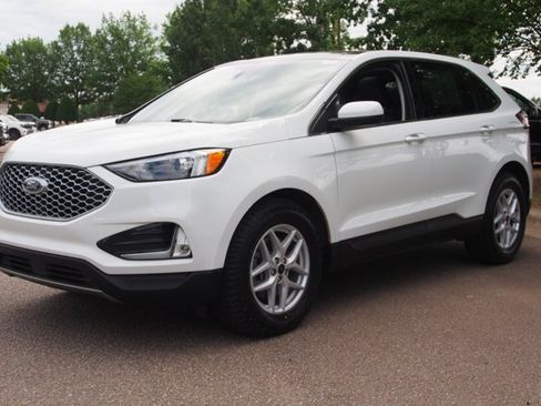 Certified 2023 Ford Edge SEL AWD/4WD image 3