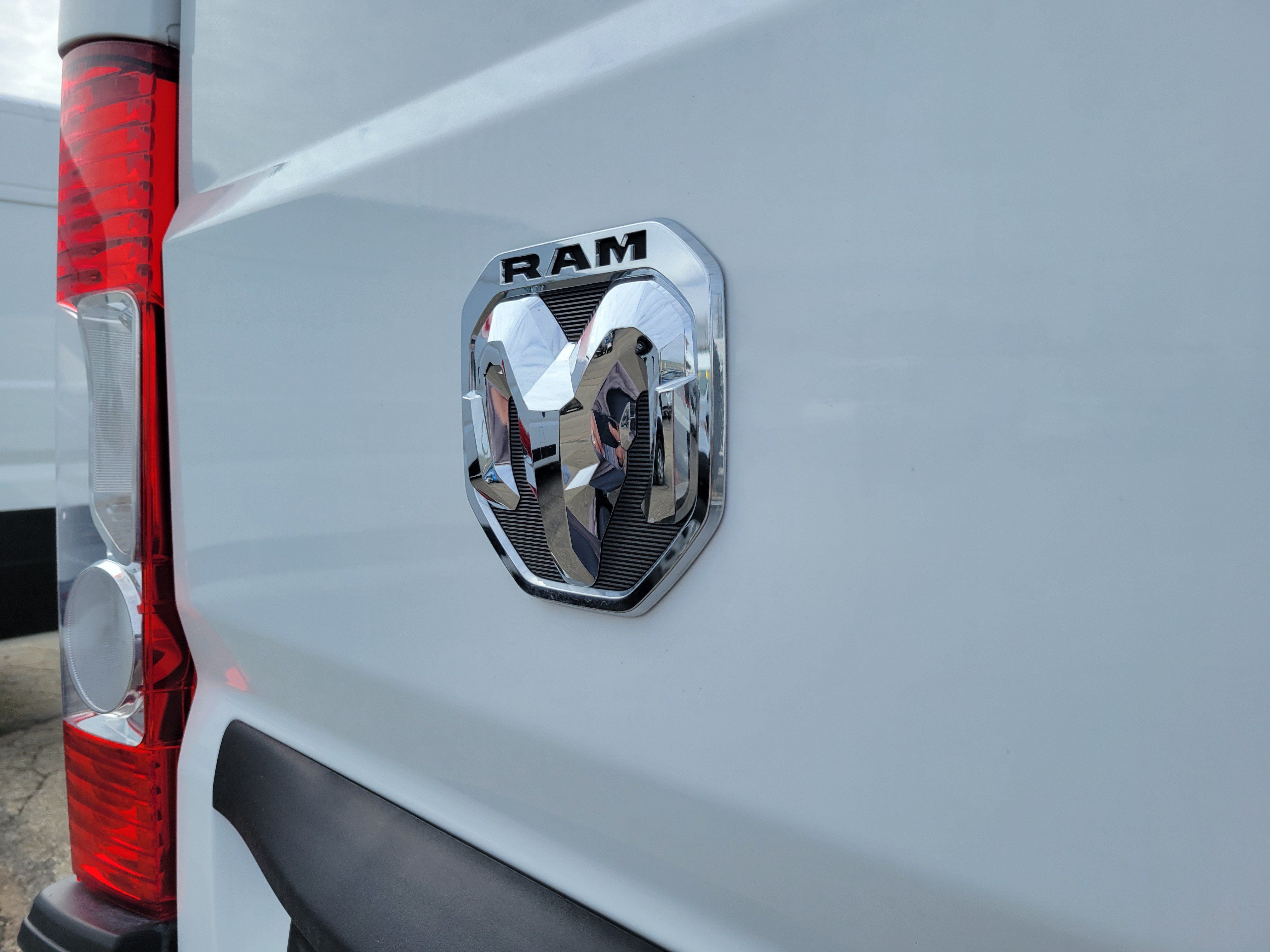 Used 2025 RAM ProMaster 3500 w/ Quick Order Package 22G SLT FWD image 21
