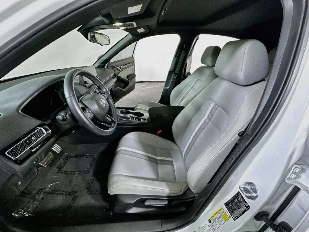 Used 2025 Honda Civic Sport image 17
