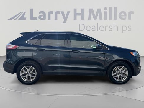 Certified 2022 Ford Edge SEL w/ Convenience Package AWD/4WD image 6