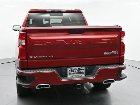 Used 2023 Chevrolet Silverado 1500 High Country w/ Technology Package AWD/4WD image 6