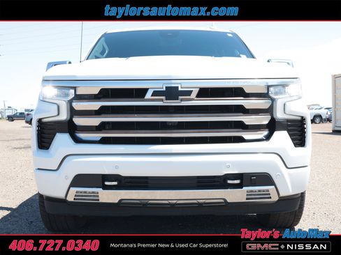 Used 2022 Chevrolet Silverado 1500 High Country w/ High Country Premium Package AWD/4WD image 56