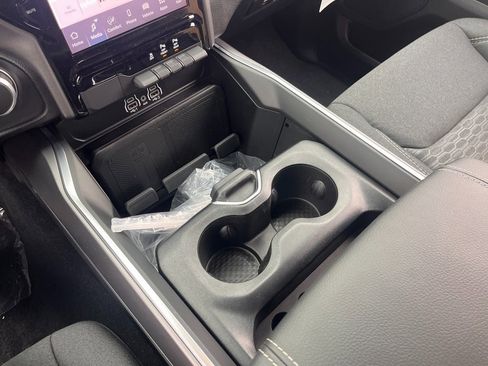 Certified 2025 RAM 1500 Big Horn image 27