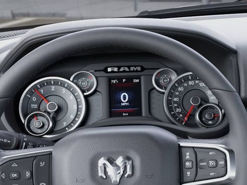 New 2026 RAM 1500 4x4 Crew Cab image 17