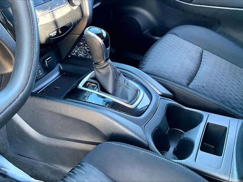 Used 2017 Nissan Rogue S image 14