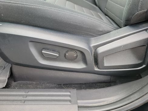 Used 2019 Ford Ranger XLT w/ Equipment Group 302A Luxury AWD/4WD image 21