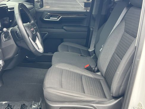 Used 2023 GMC Sierra 1500 Elevation image 13