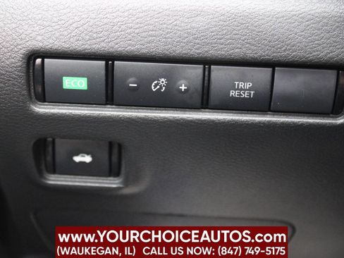 Used 2020 Nissan Sentra SV image 29