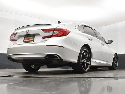 Used 2022 Honda Accord Sport image 13